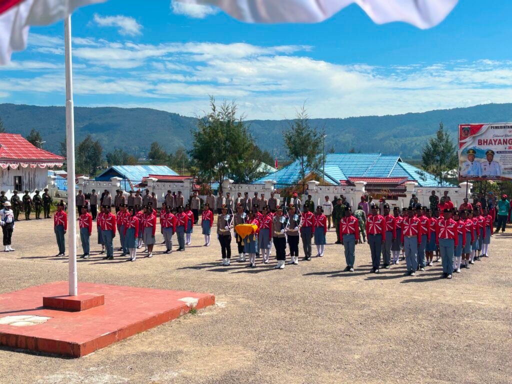 Sinergi TNI-Polri dan Pemkab Paniai Gelar Geladi Kotor Upacara HUT RI ke-81