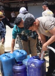 Polres Paniai Salurkan Air Bersih Gratis, Wujud Nyata Kepedulian Polri di Tengah Kemarau