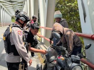 Polres Paniai dan TNI Gelar Patroli Skala Besar, Pastikan Kamtibmas Tetap Kondusif