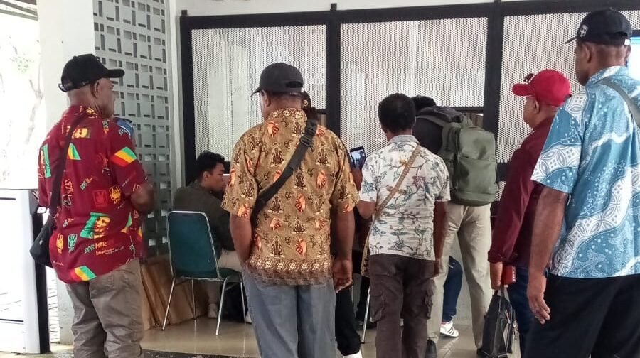 Warga Makimi Adukan Dampak Penertiban Kawasan Hutan ke DPR dan DPD RI