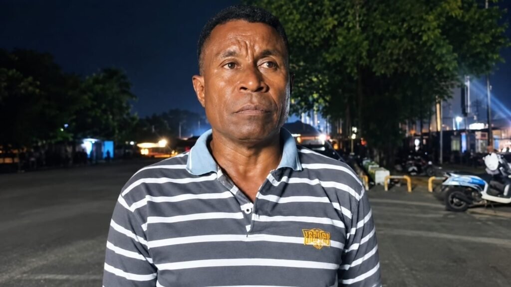 Yulius Wopairi, anak asli Kampung Makimi
