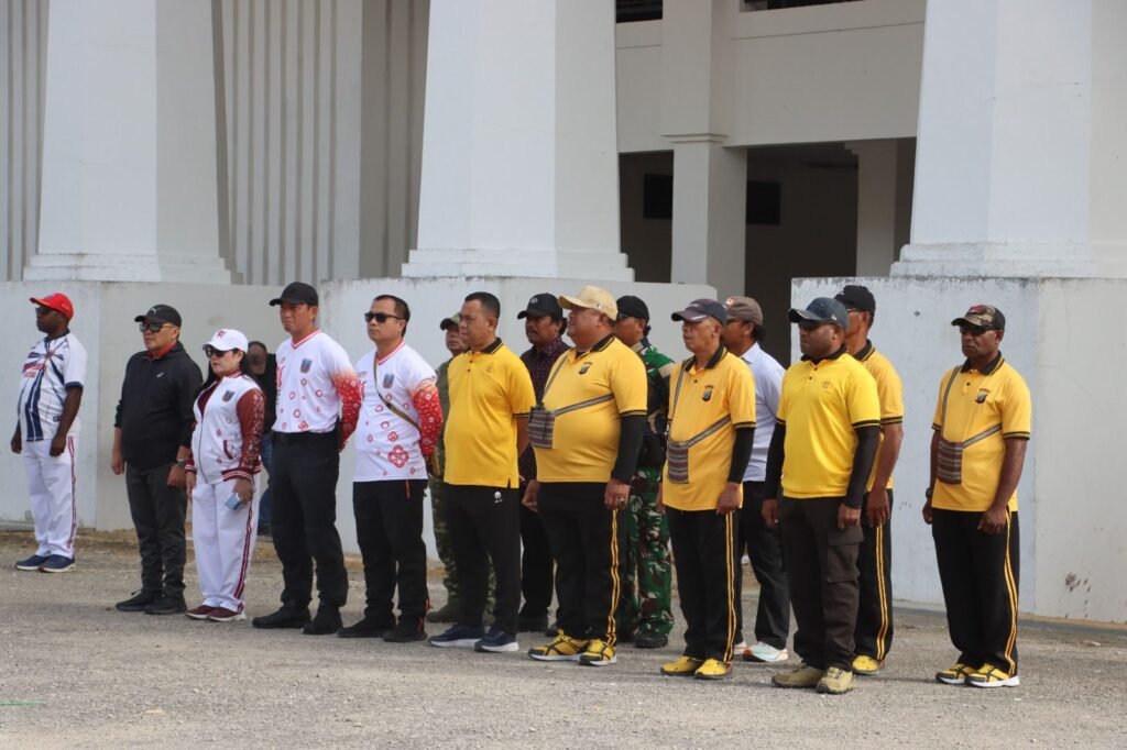 Sinergi Pemda, TNI, dan Polri Bersihkan Paniai Lewat Gerakan Indonesia Asri