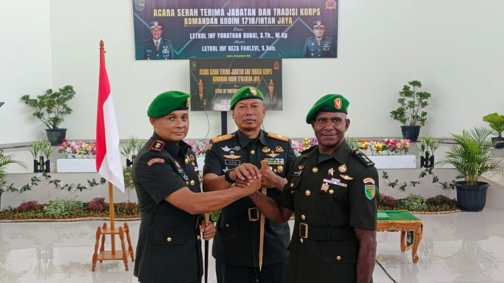 Sertijab Dandim 1718 Intan Jaya, Yonathan Bunai Serahkan Jabatan ke Reza Fahlevi