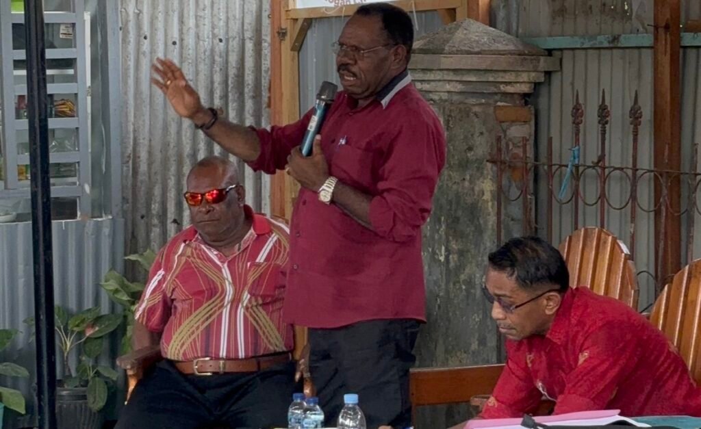 Bupati Mesak Magai Apresiasi Dukungan Enam Suku terhadap Penataan Nabire
