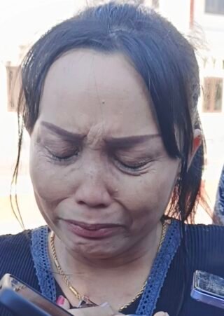 “Chelsy, Mama Sudah Berjuang Semaksimal untuk Dirimu,” Tangis Ibunda Korban di PN Nabire