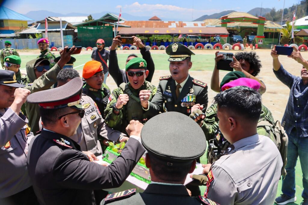 HUT Ke-81 TNI, Dandim 1703 Tekankan Soliditas TNI-Polri dan Pemkab Paniai