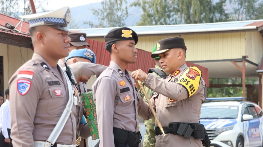 Gelar Pasukan Operasi Patuh Noken 2026 di Paniai: Kedepankan Pelayanan dan Keteladanan Aparat