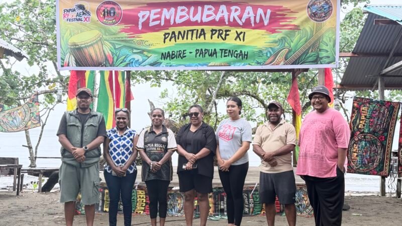 Pembubaran Panitia Papua Reggae Festival XI di Pantai Wisata Budi Nabire.