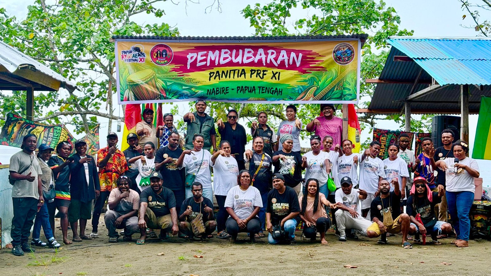 Pembubaran Panitia Papua Reggae Festival XI di Pantai Wisata Budi Nabire.